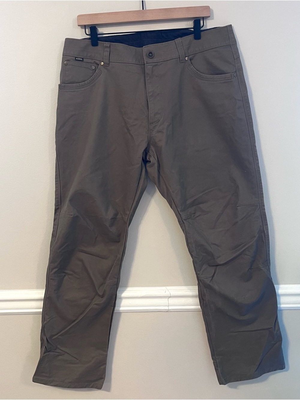 Kuhl Men's Ryder Pants Sz 36x30 Dark Kaki Brown Outdoor Hiking Articulated Knee